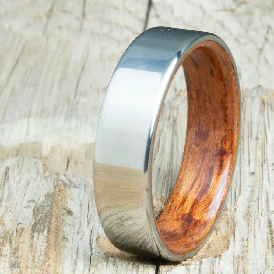 Classic mens titanium wedding band with Bubinga