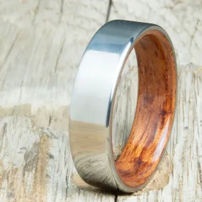 Classic mens titanium wedding band with Bubinga