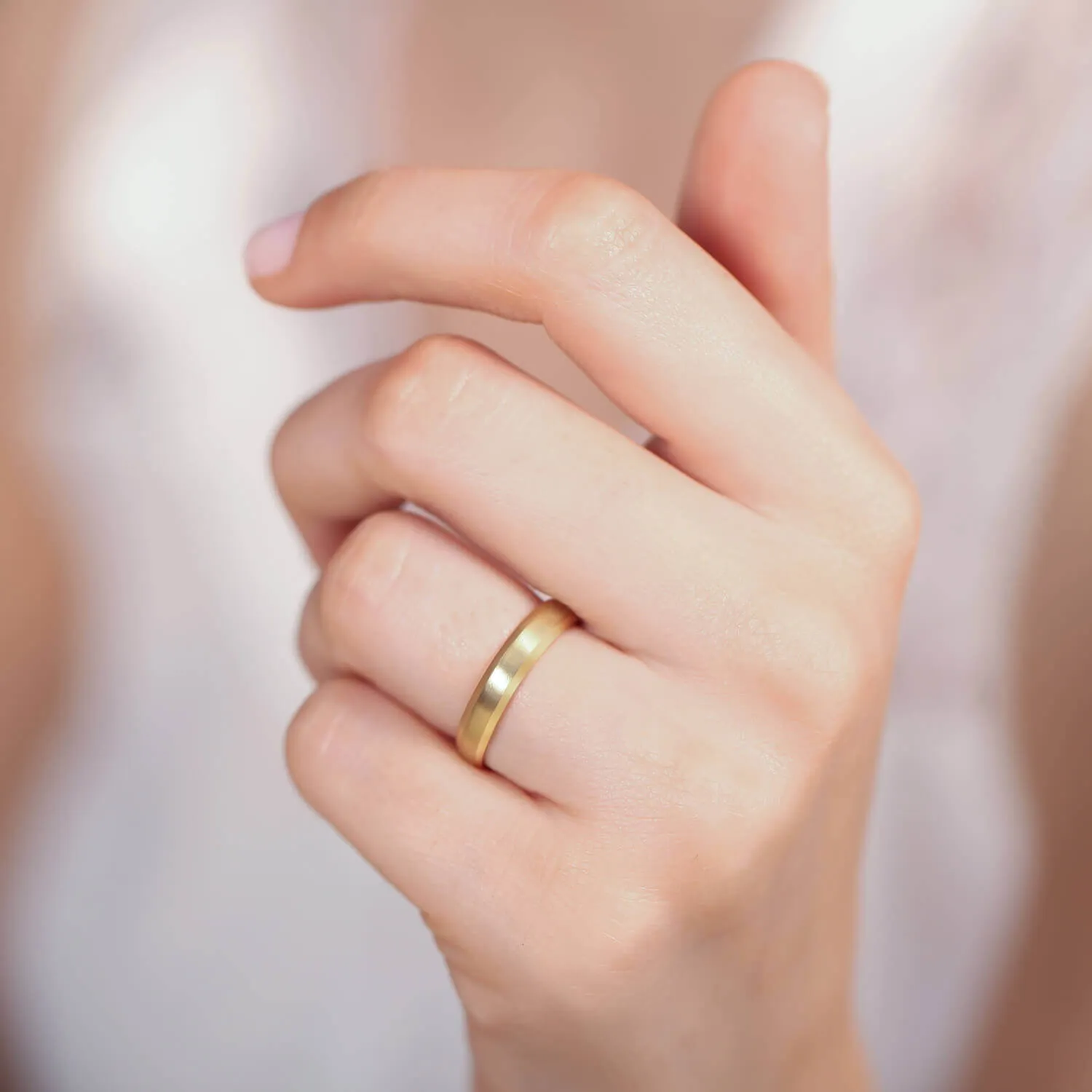 Couple Superlight Gold Wedding Band Set