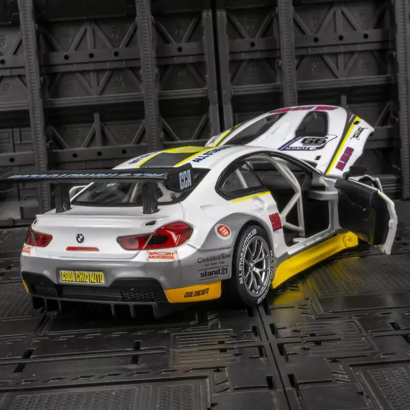 Diecast Model BMW M6 GT-3 1/24
