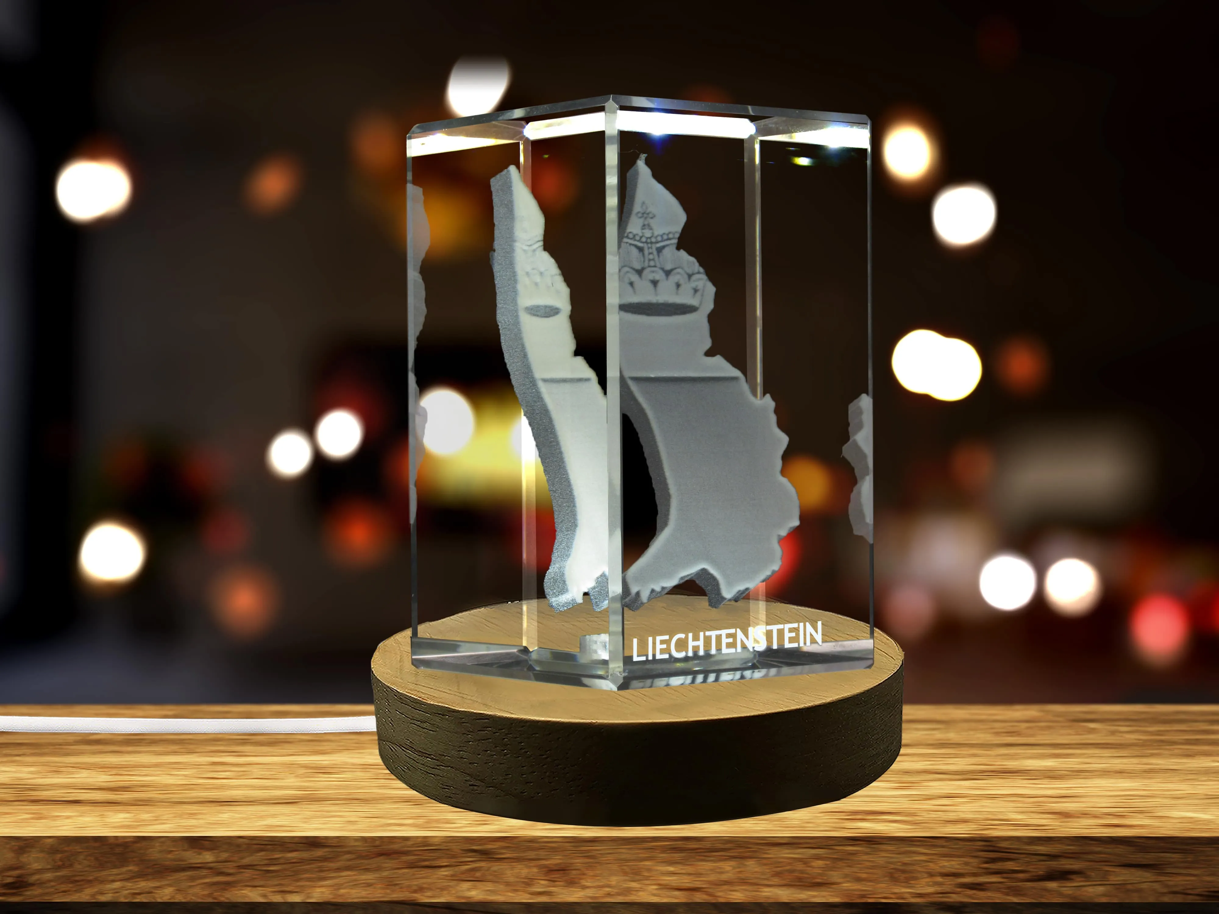 Liechtenstein 3D Engraved Crystal 3D Engraved Crystal Keepsake/Gift/Decor/Collectible/Souvenir