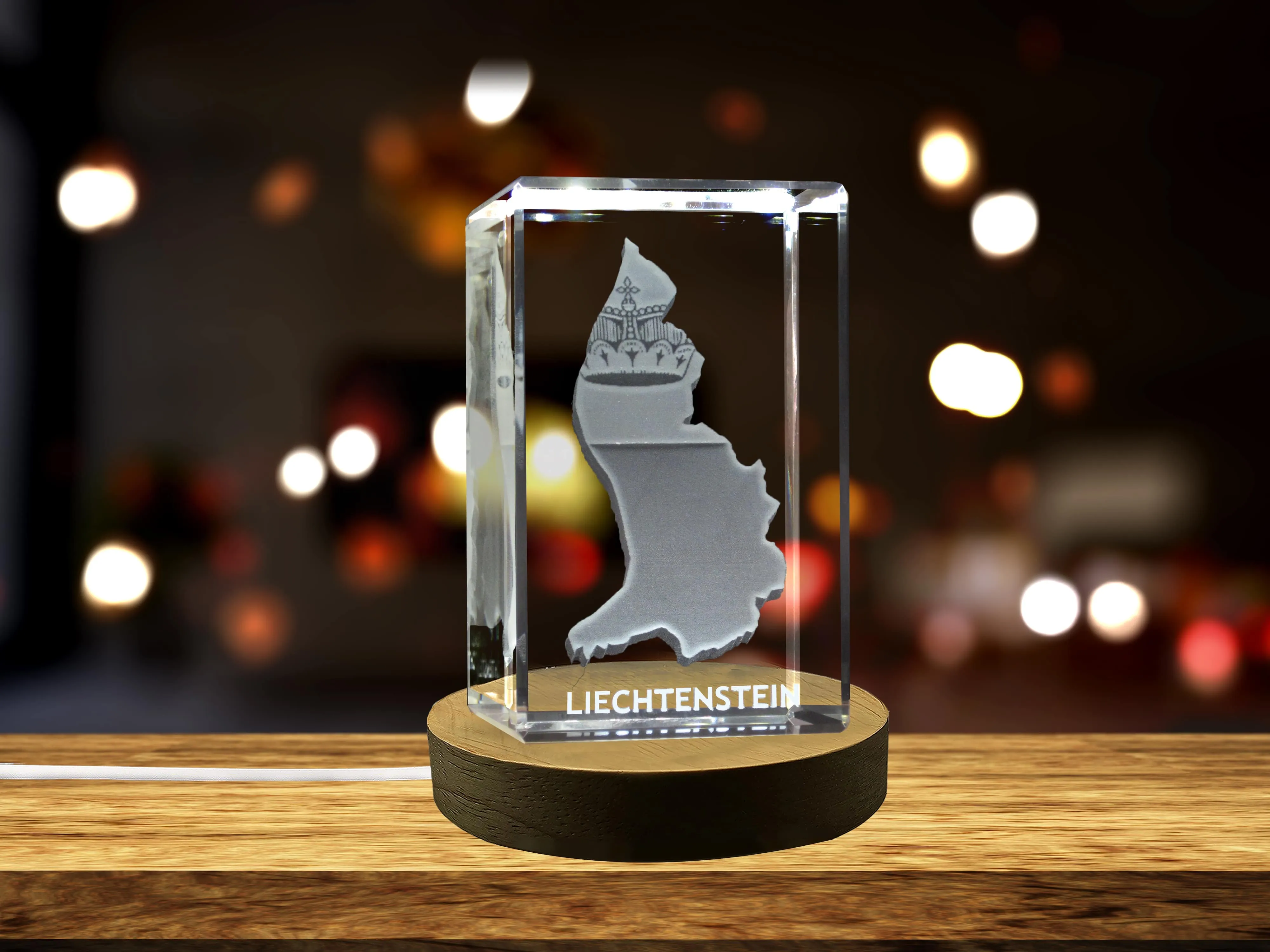 Liechtenstein 3D Engraved Crystal 3D Engraved Crystal Keepsake/Gift/Decor/Collectible/Souvenir