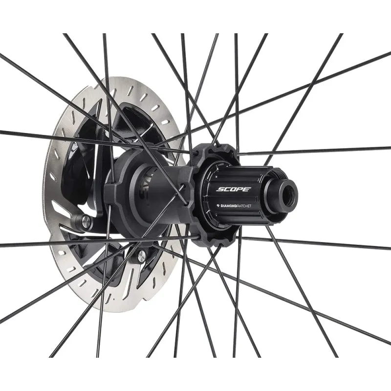 Scope R4.A Disc Brake Wheelset Shimano HG With Black Decals