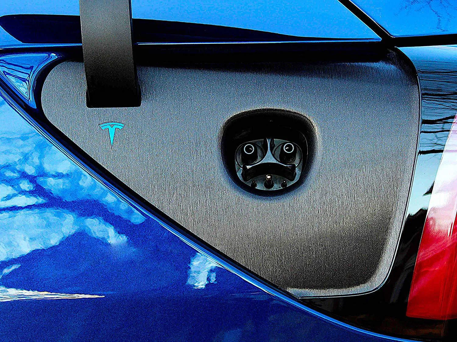 Tesla Model 3 & Y Charging Dock Wrap